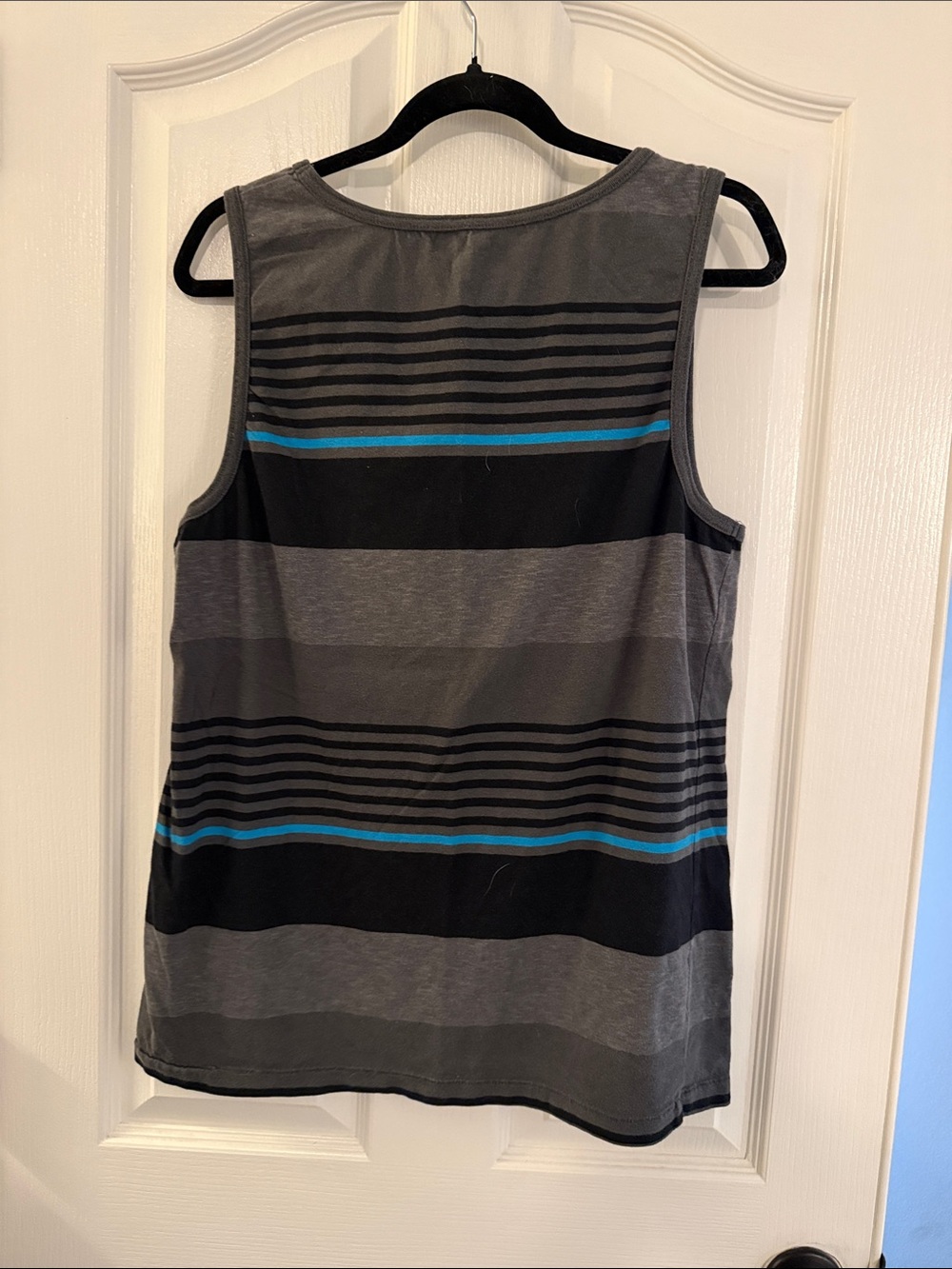 Men's Tony Hawk striped tank top. - Picture 3 of 3